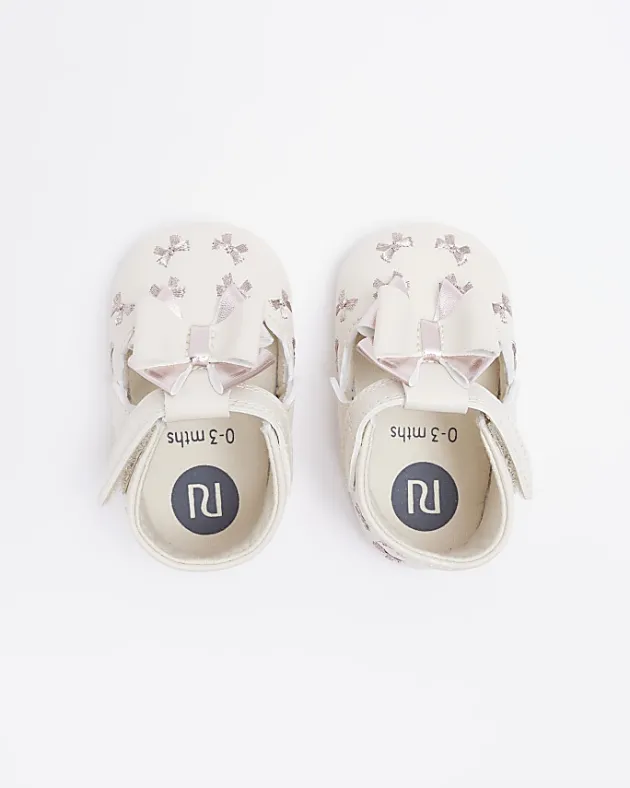 River Island Baby girls Bow embroidered Shoes< Shoes & Boots