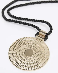 River Island Circle Pendant Necklace< Jewellery