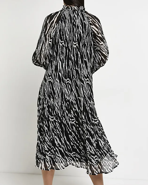 River Island printed maternity midi dress< Maternity