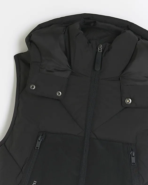 River Island quilted hooded gilet< Coats & Jackets