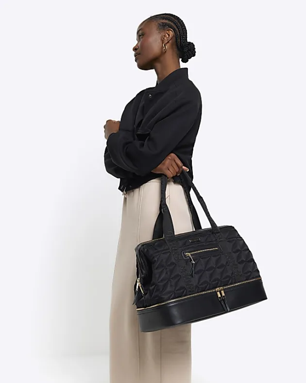 River Island quilted travel bag< Bags, Purses & Luggage