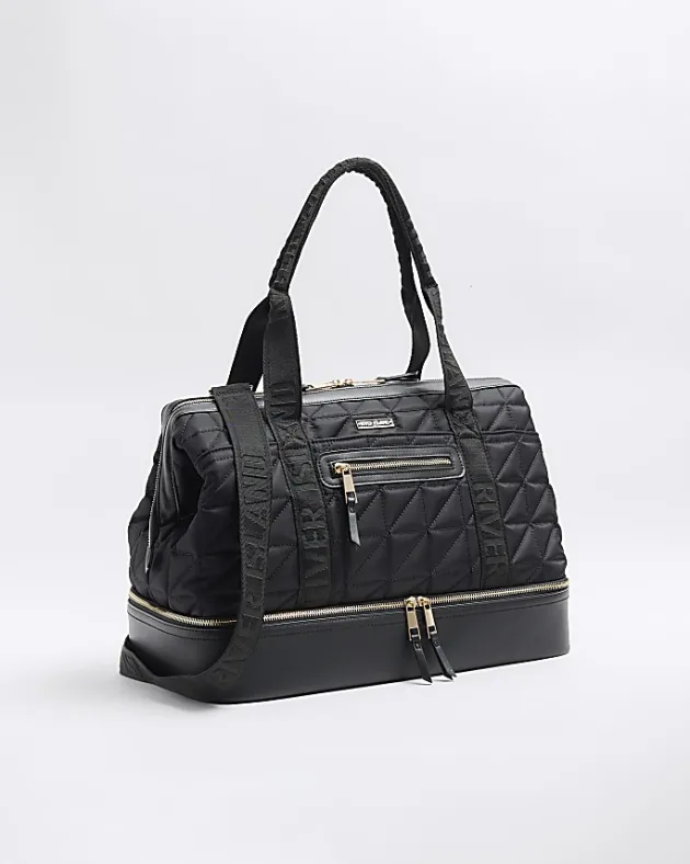 River Island quilted travel bag< Bags, Purses & Luggage