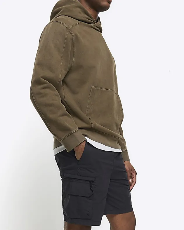 River Island regular fit cargo shorts< Shorts