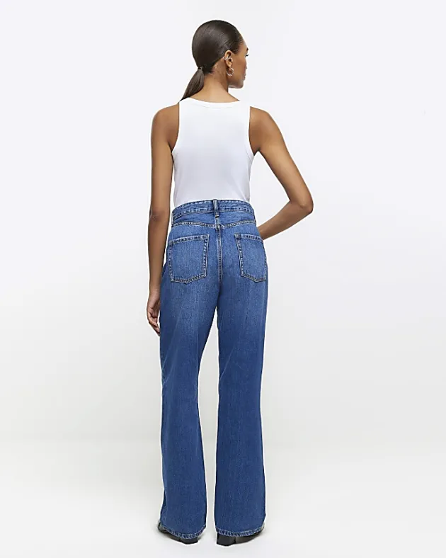 River Island high waisted relaxed straight leg jeans< Jeans