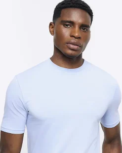 River Island muscle fit t-shirt< Essentials