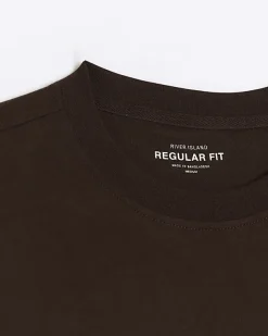 River Island regular fit t-shirt< Essentials