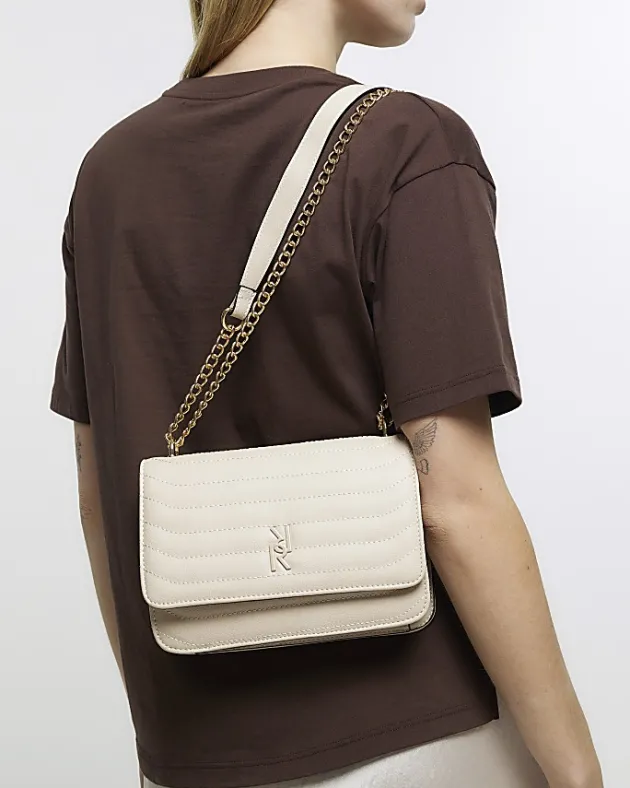 River Island quilted chain shoulder bag< Bags, Purses & Luggage
