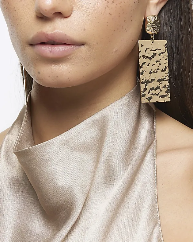 River Island Gold Textured Tag Drop Earrings< Jewellery