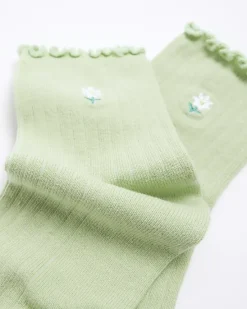 River Island embroidered flower ankle socks< Socks & Tights