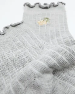 River Island embroidered flower ankle socks< Socks & Tights