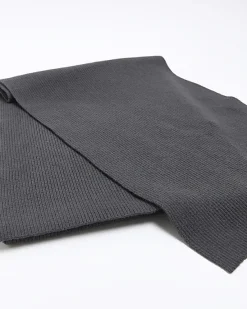 River Island knitted scarf< Essentials