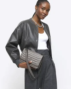 River Island quilted chain shoulder bag< Bags, Purses & Luggage
