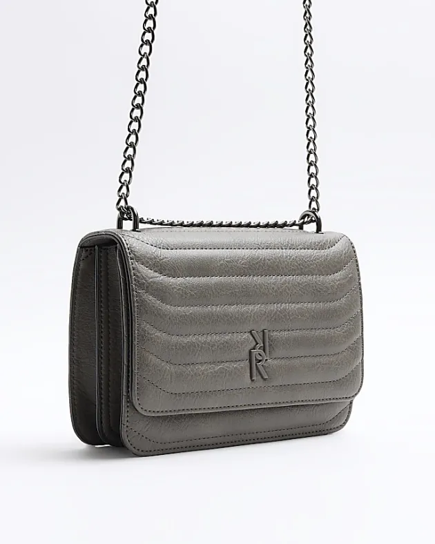 River Island quilted chain shoulder bag< Bags, Purses & Luggage