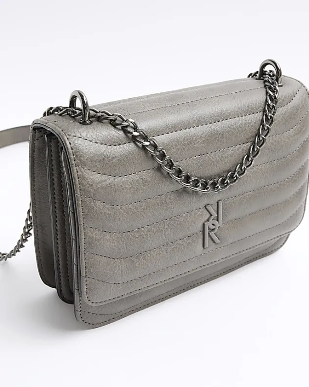 River Island quilted chain shoulder bag< Bags, Purses & Luggage