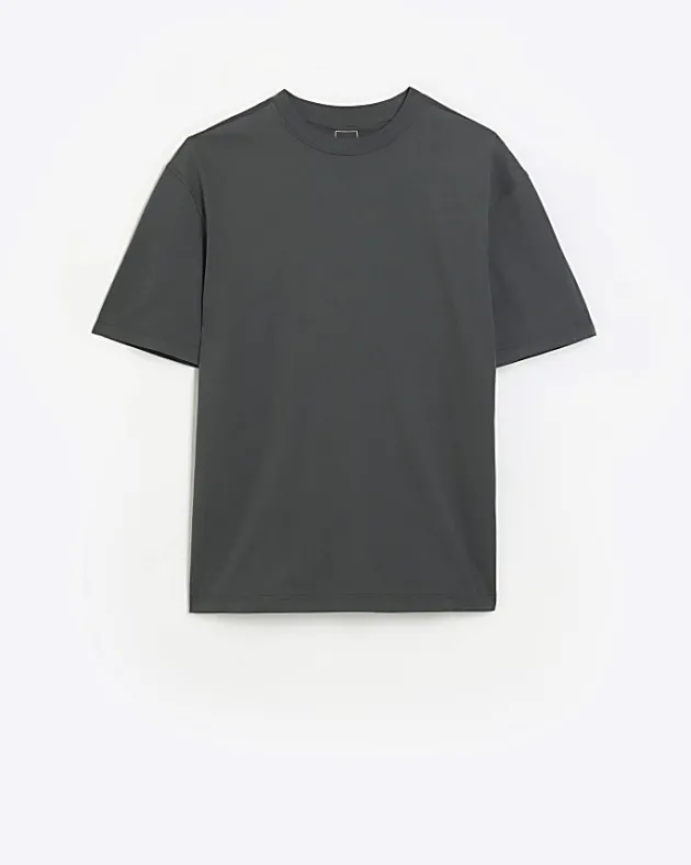 River Island regular fit t-shirt< Essentials