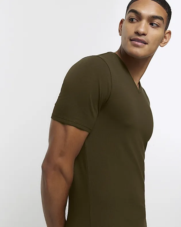 River Island muscle fit V neck t-shirt< Essentials