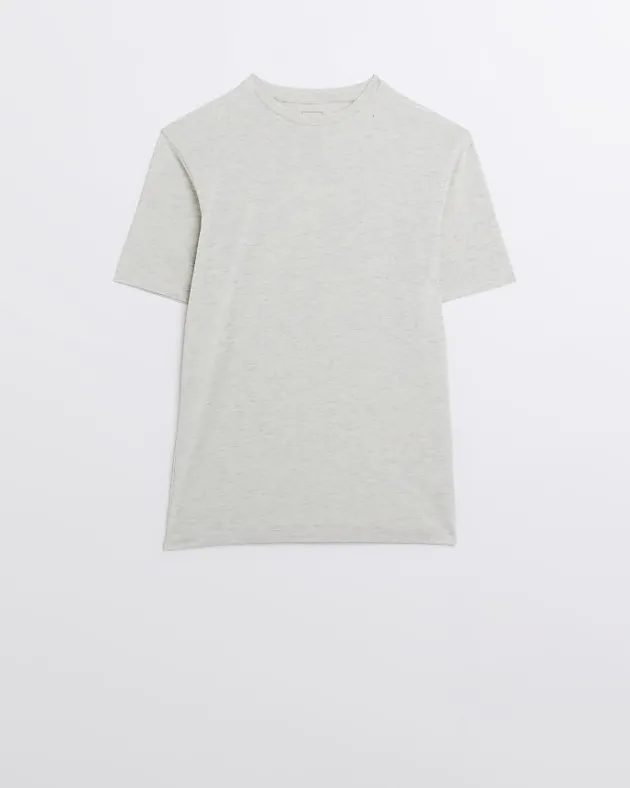 River Island Light muscle fit t-shirt< Essentials