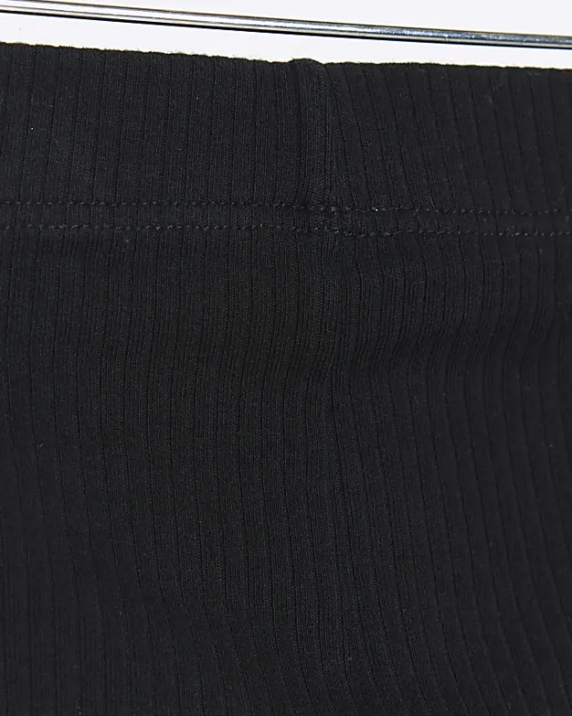 River Island Mini girls plain rib cycle shorts< 3 - 5 Yrs