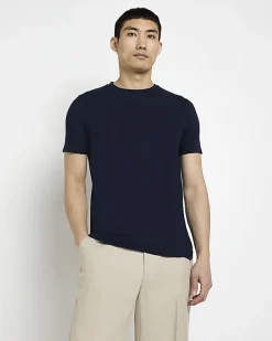 River Island muscle fit T-shirt< Essentials