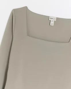 River Island Petite Clean Square Neck Body< Petite