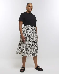 River Island Plus animal print t-shirt midi dress< Plus