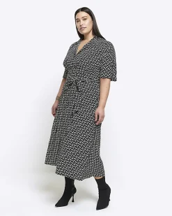 River Island Plus geometric belted midi shirt dress< Plus