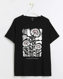 River Island Plus graphic foil t-shirt< Plus