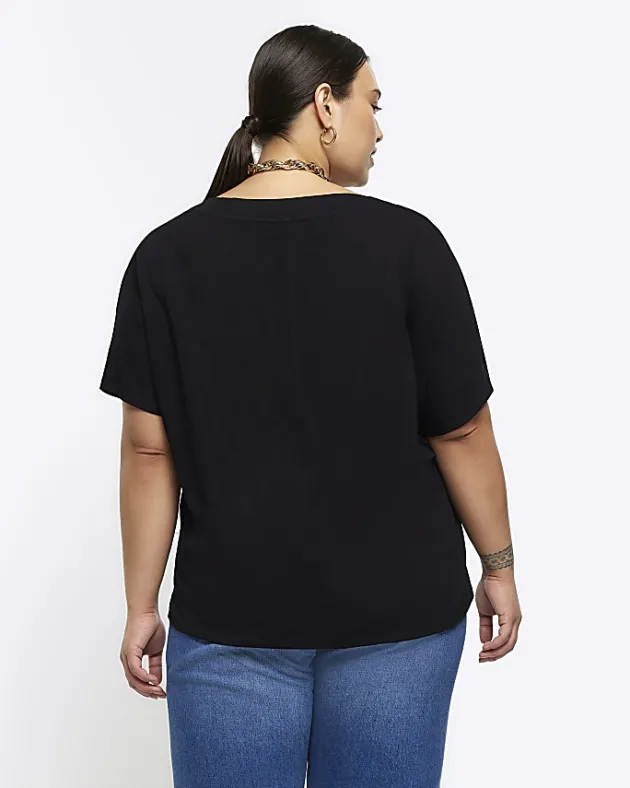 River Island Plus V neck t-shirt< Plus