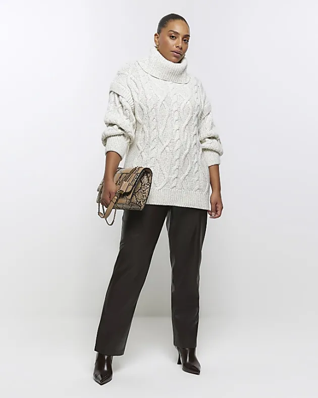River Island Plus oversized cable knit jumper< Plus