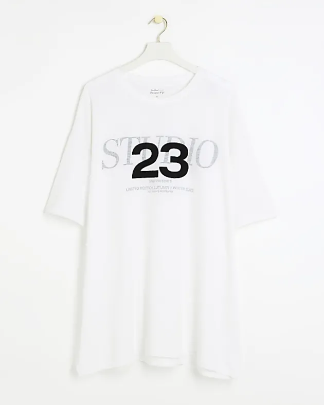 River Island Plus graphic t-shirt< Plus