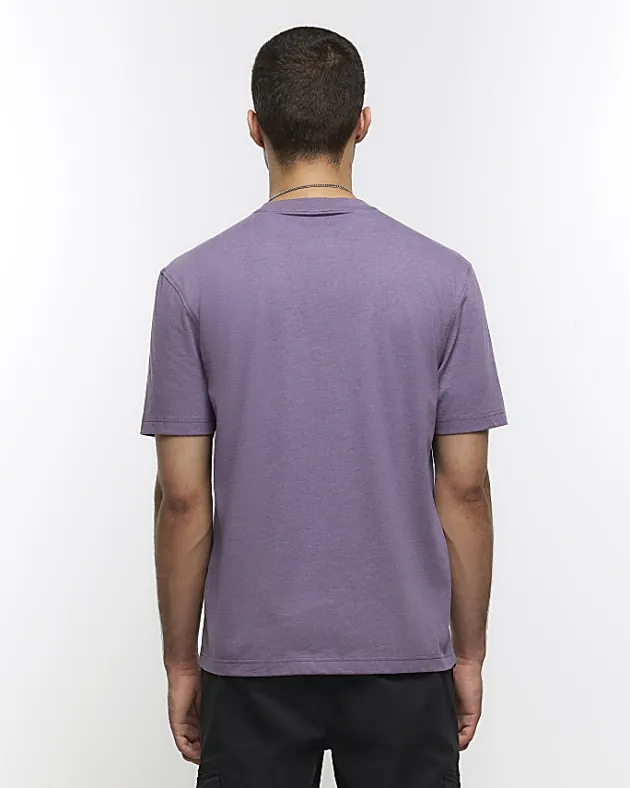 River Island regular fit t-shirt< Essentials