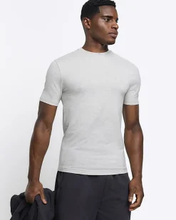 River Island multipack of 5 muscle fit t-shirts< Essentials