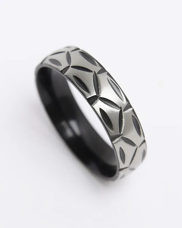 River Island Silver colour stainless steel texture ring< Jewellery & Watches