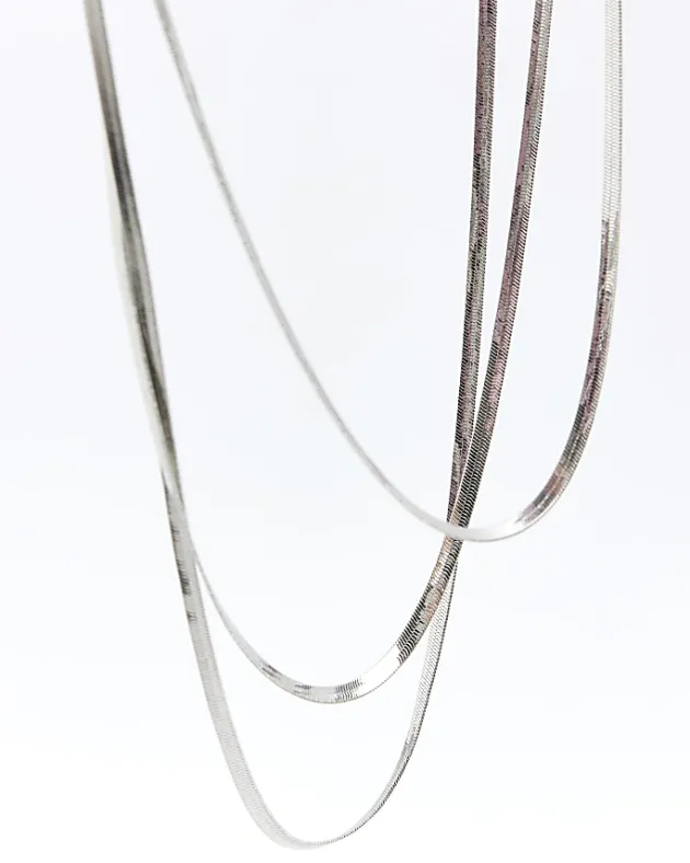 River Island Silver Sleek Multirow Necklace< Jewellery