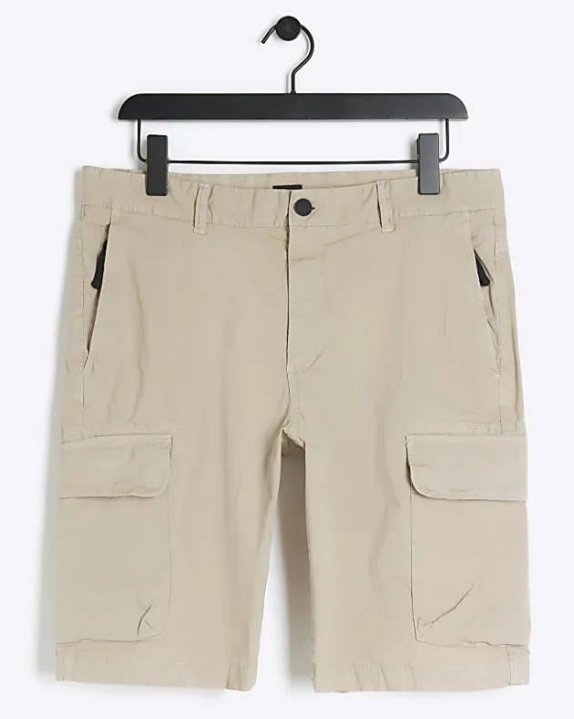 River Island regular fit cargo shorts< Shorts