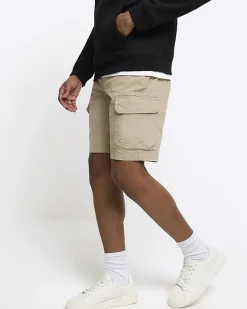 River Island regular fit cargo shorts< Shorts