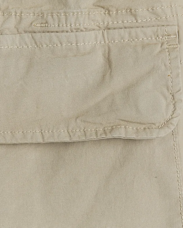 River Island regular fit cargo shorts< Shorts
