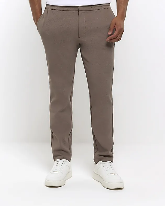 River Island slim fit twill pull on smart joggers< Trousers