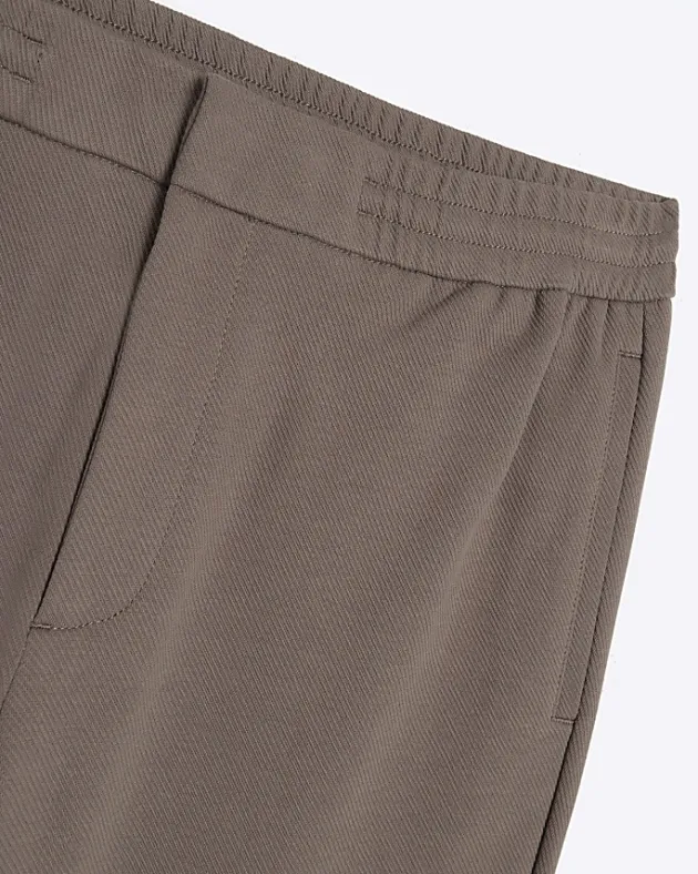 River Island slim fit twill pull on smart joggers< Trousers