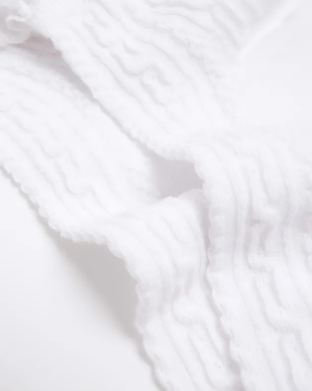 River Island lace frill ankle socks< Socks & Tights