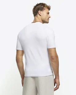 River Island multipack of 5 muscle fit t-shirts< Essentials